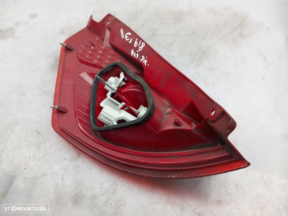 Farolim direito FORD Fiesta VI (CB1, CCN) - 2