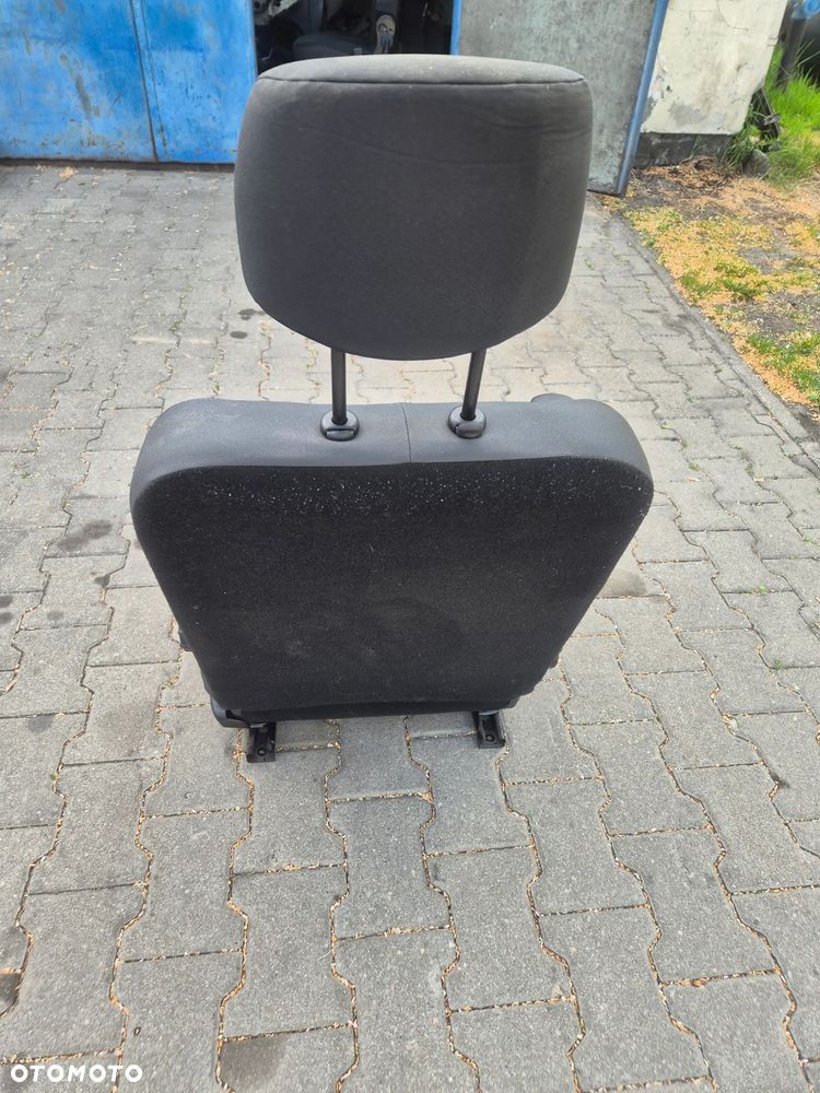 FOTEL KIEROWCY LEWY EU MASTER III MOVANO B  NV400 2.3 10r.+ - 7