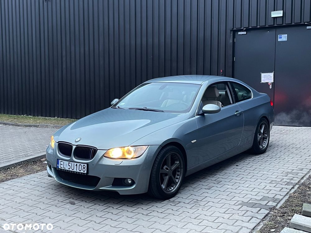 BMW Seria 3 325i M Sport Edition - 2