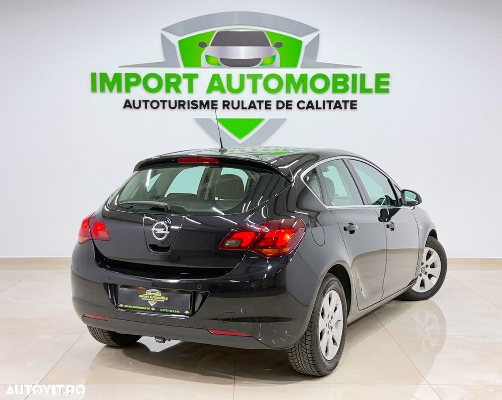 Opel Astra 1.7 CDTI Cosmo - 14