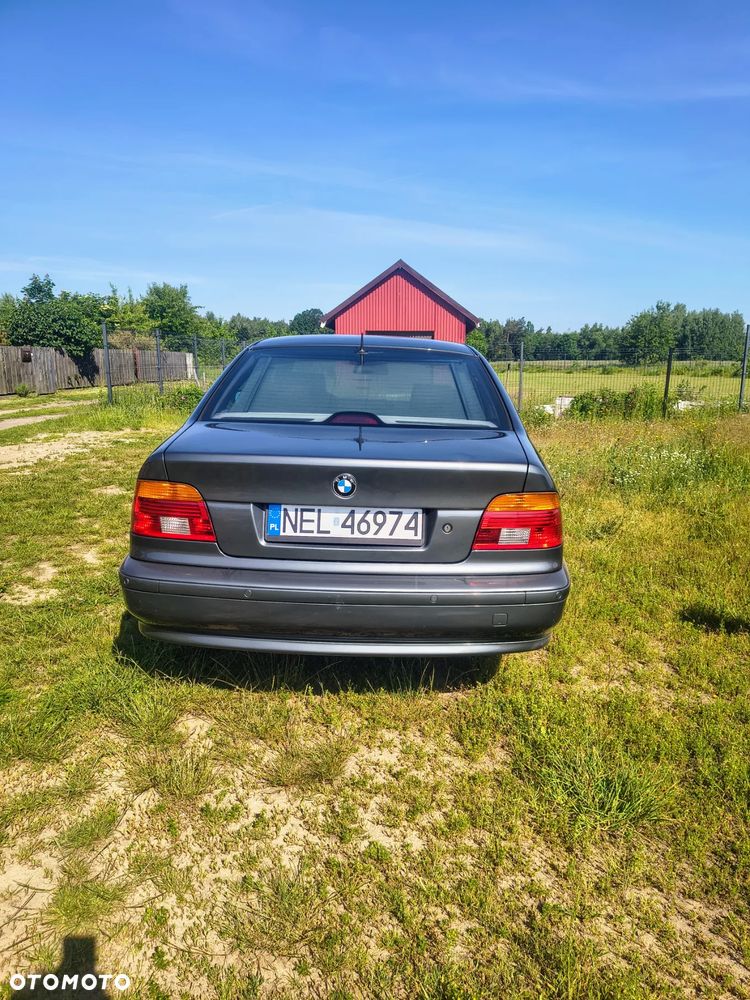 BMW Seria 5 530i - 5