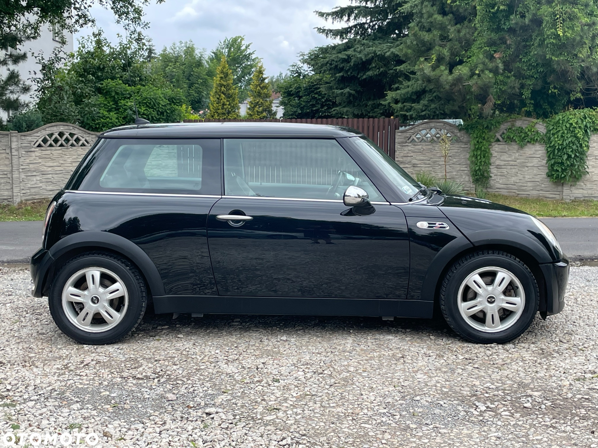 MINI ONE - 10