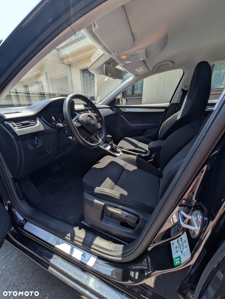 Skoda Octavia 2.0 TDI Style DSG - 18