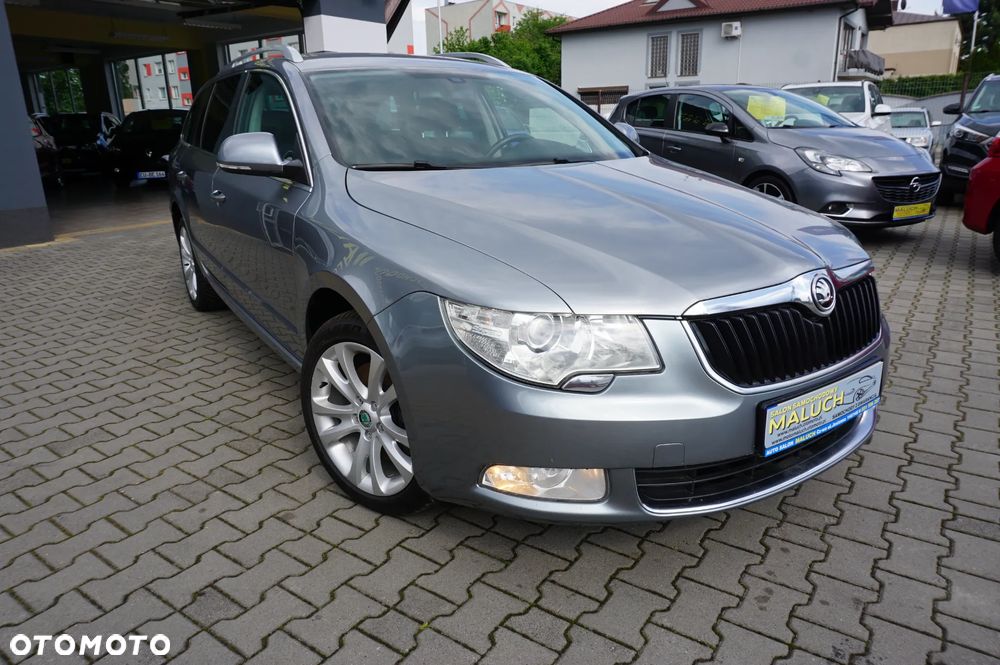 Skoda Superb 2.0 TDI DSG FAMILY - 3