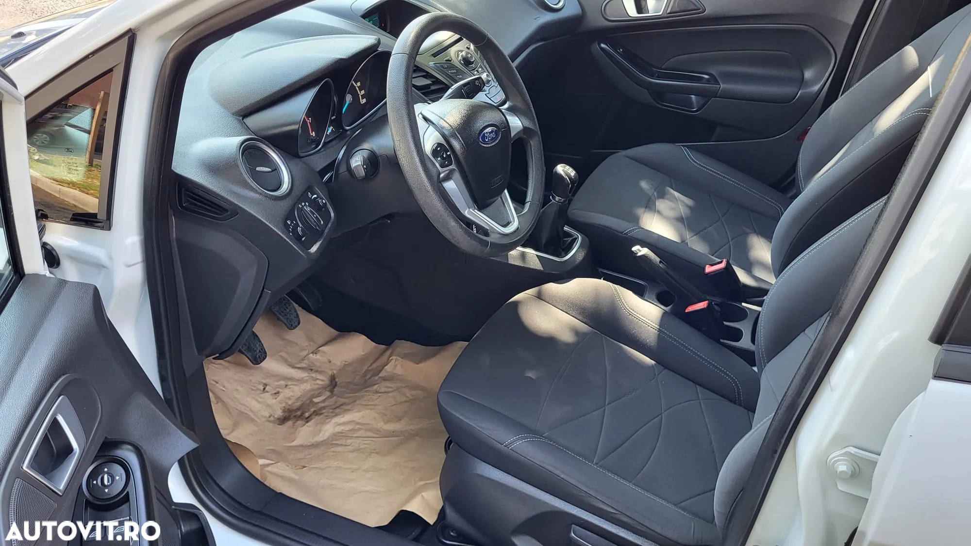 Ford Fiesta - 6