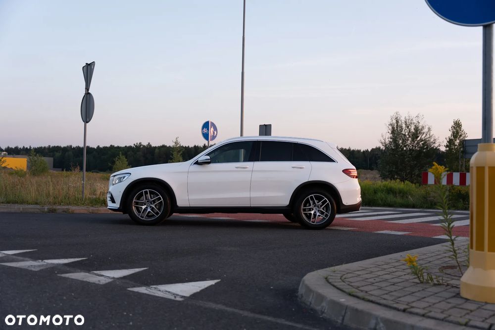 Mercedes-Benz GLC - 10