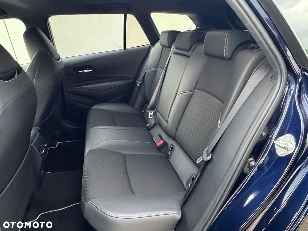 Toyota Corolla - 17