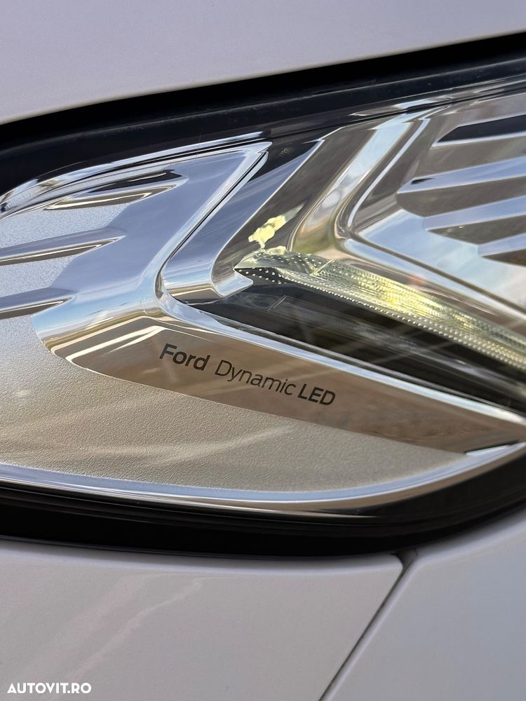 Ford Mondeo 2.0 HEV Vignale - 15