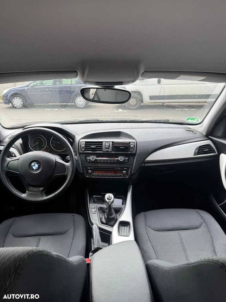 BMW Seria 1 116i - 5