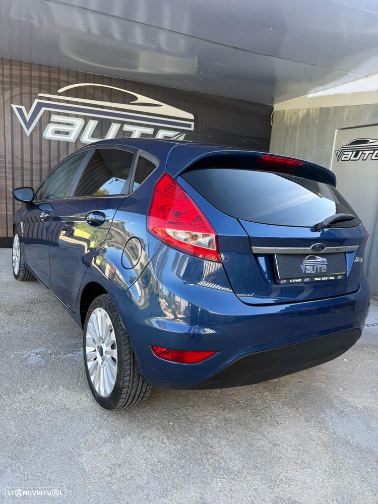 Ford Fiesta 1.25 Trend - 12