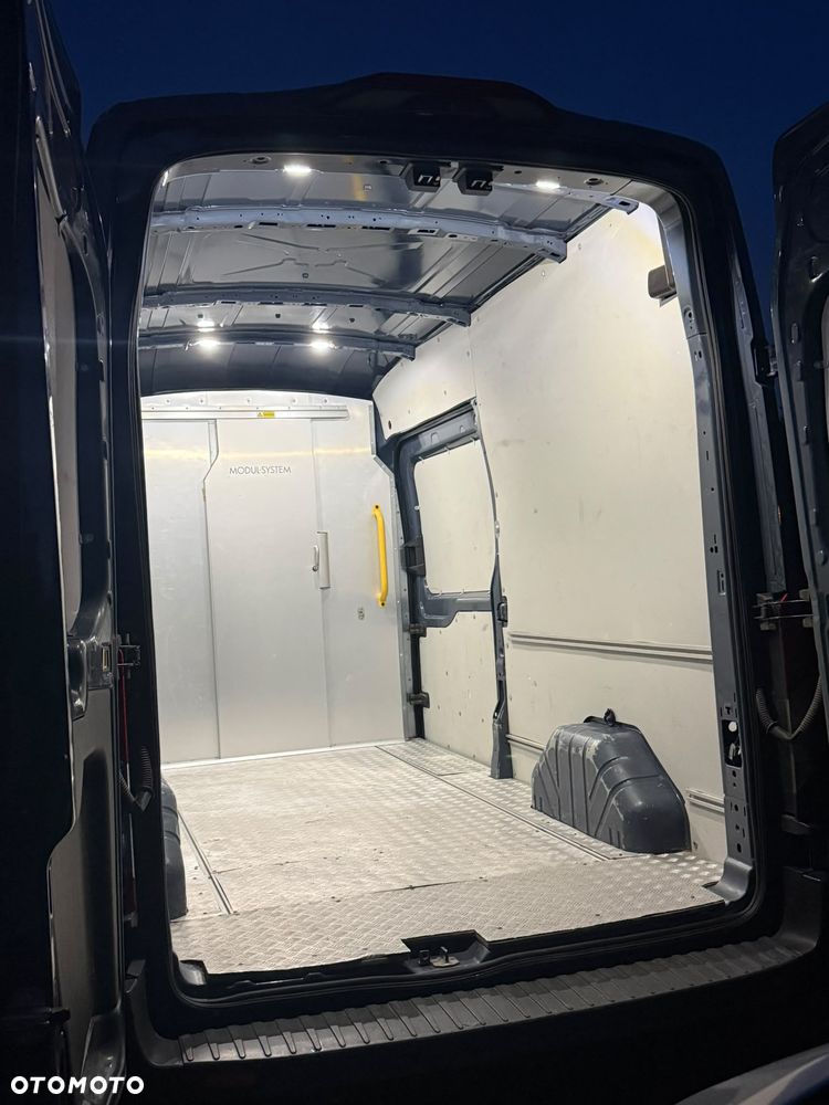 Ford Transit - 9