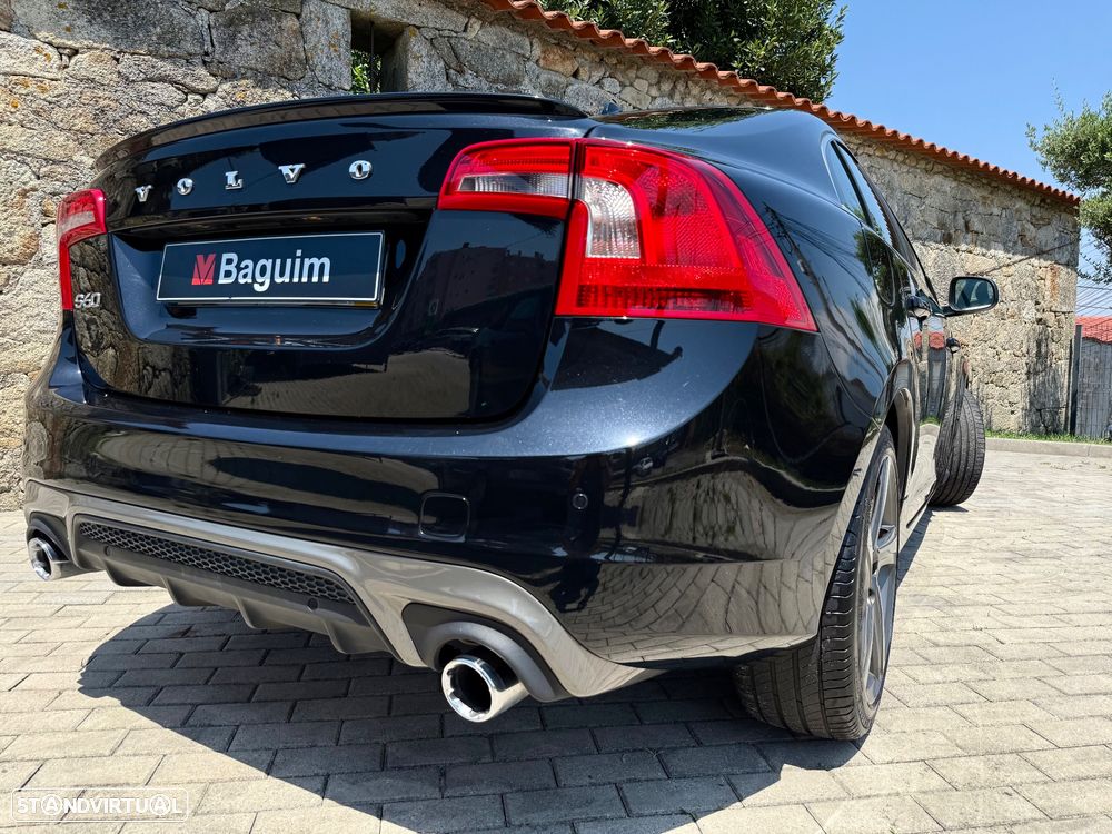 Volvo S60 2.0 D4 R-Design - 1