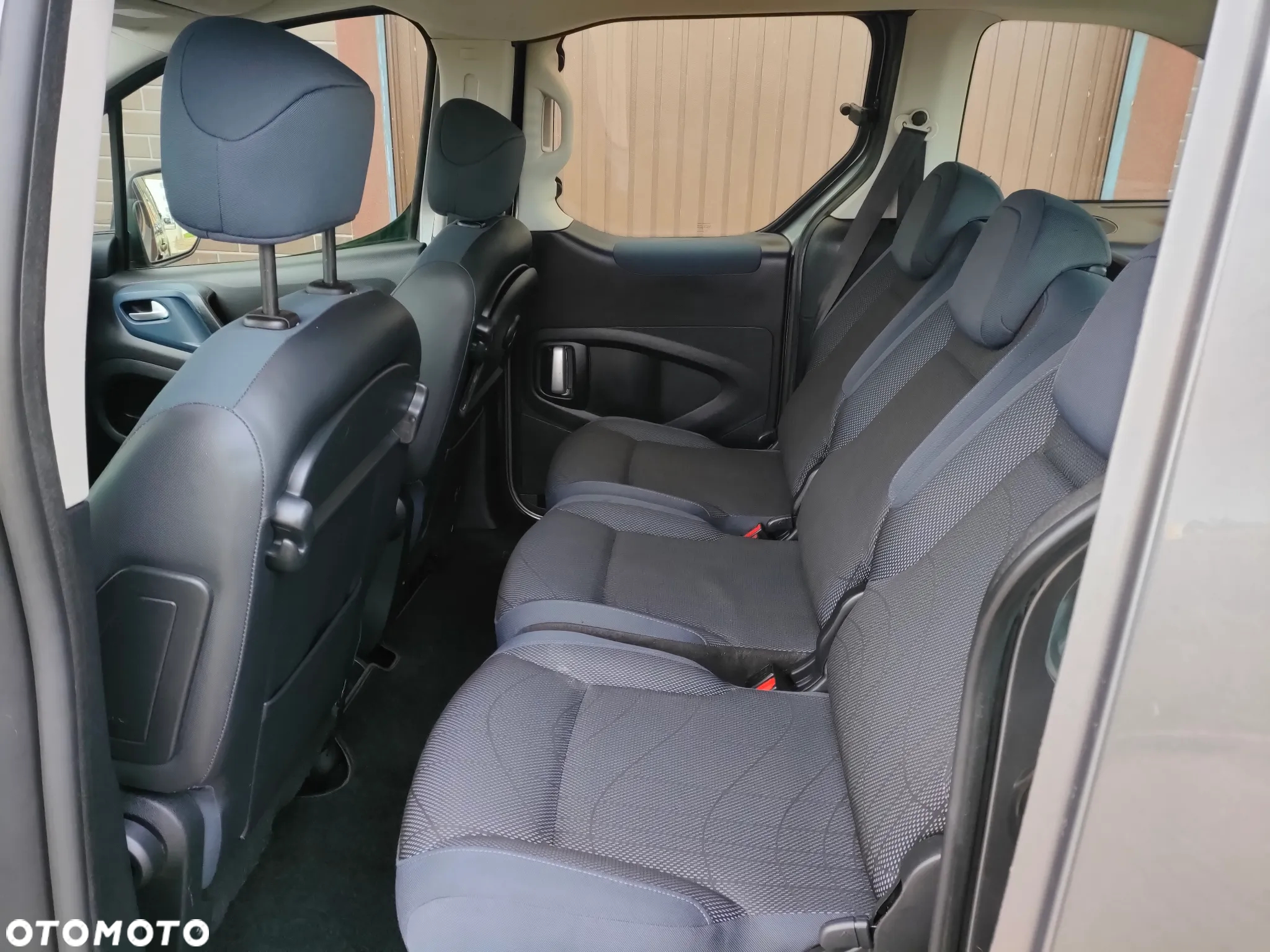 Peugeot Partner 1.6 HDi Outdoor 7os - 15