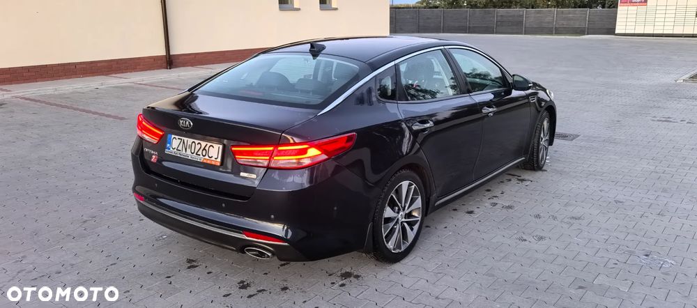 Kia Optima 1.7 CRDI XL DCT - 6