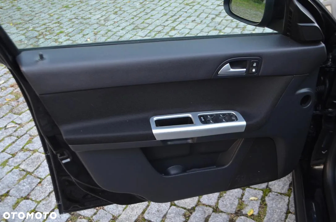 Volvo V50 1.6 - 16