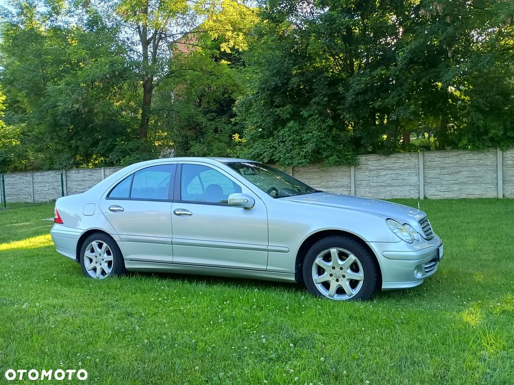 Mercedes-Benz Klasa C 180 Kompressor Classic - 1