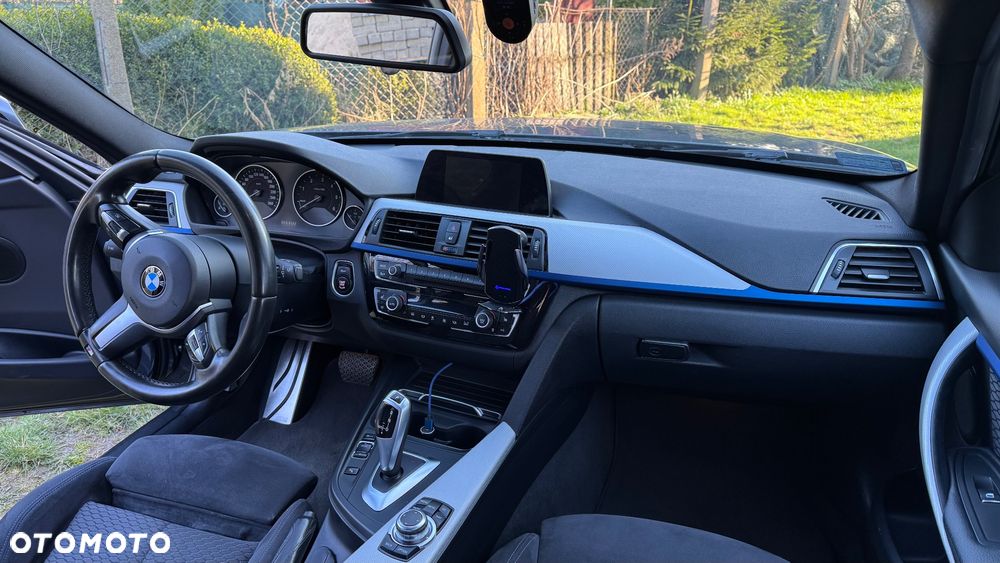 BMW Seria 3 318d M Sport Shadow - 13