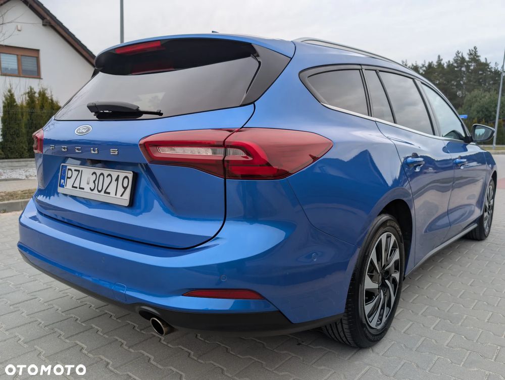 Ford Focus 1.5 EcoBlue STart-Stopp-System TITANIUM - 3