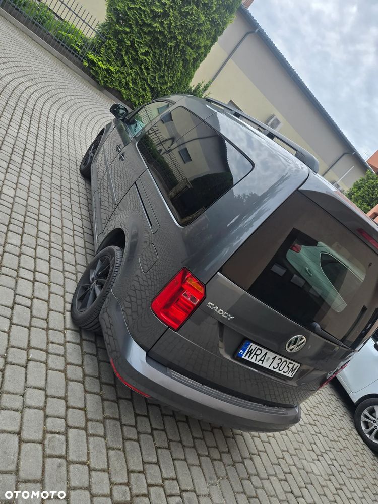Volkswagen Caddy Maxi Comfortline 4Motion - 4