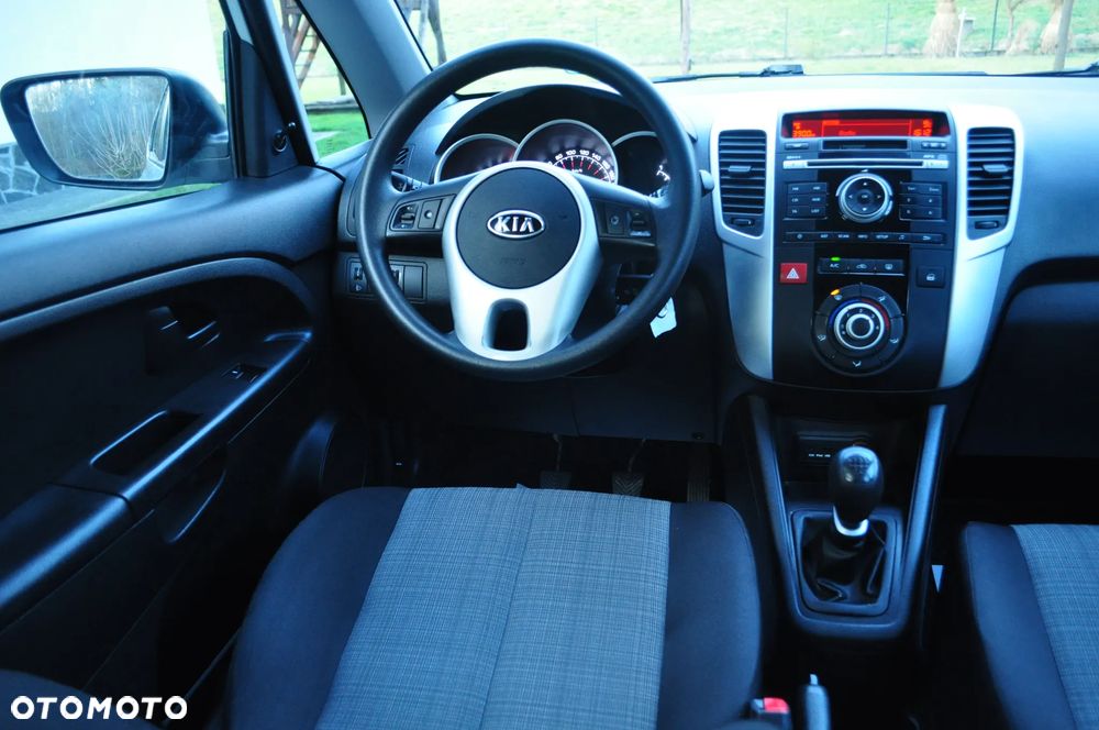 Kia Venga 1.4 CVVT Spirit - 22