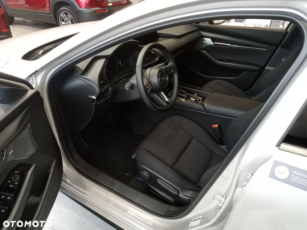 Mazda 3 2.0 mHEV Centre-Line - 9