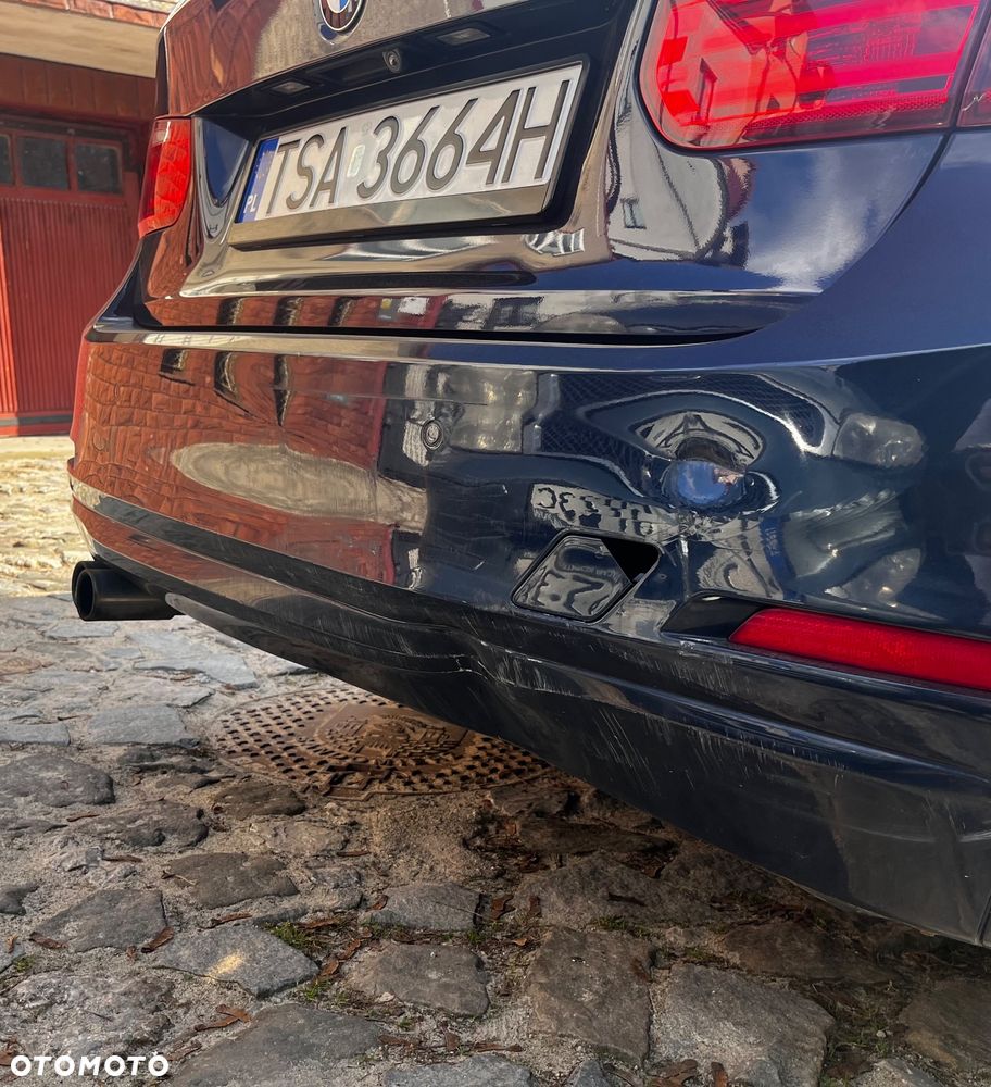 BMW Seria 3 328i Luxury Line - 9