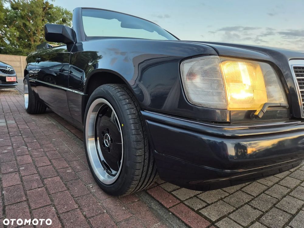 Mercedes-Benz W124 (1984-1993) - 30