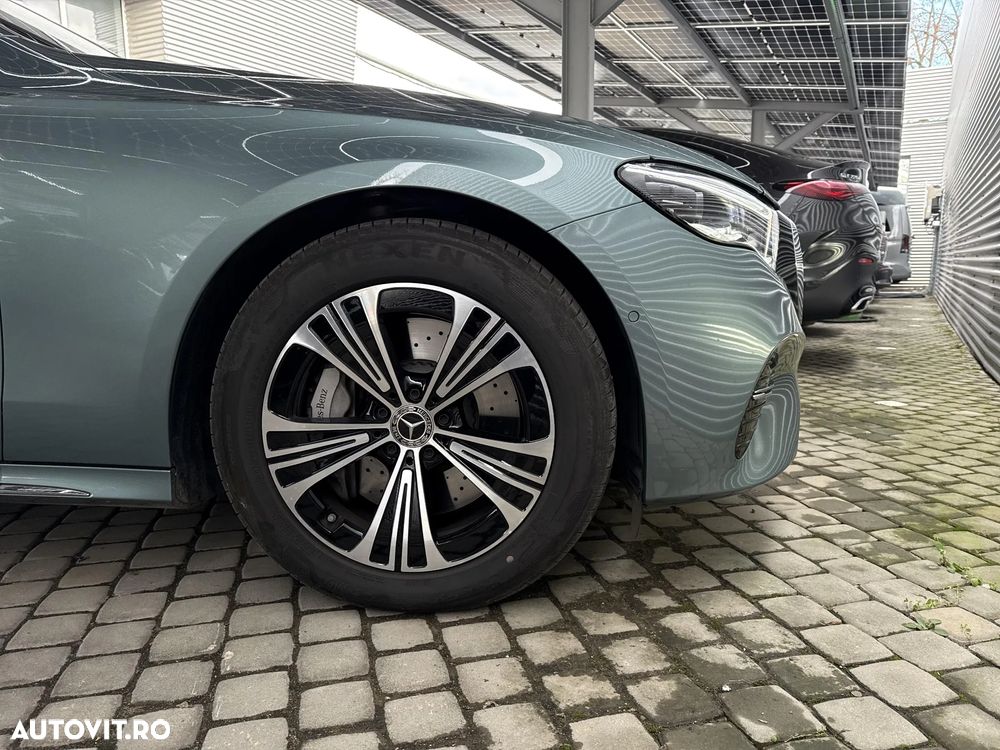 Mercedes-Benz E 200 MHEV 4MATIC Aut. - 23