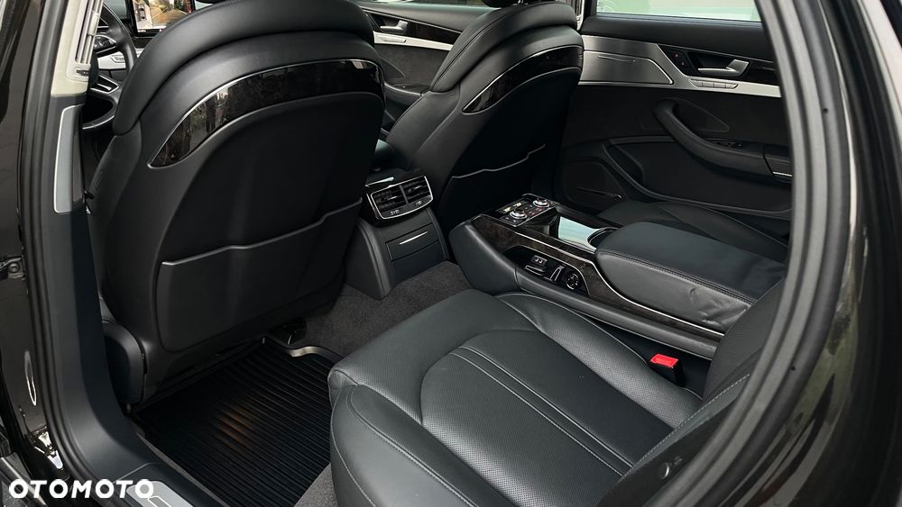 Audi A8 4.2 TDI clean diesel L Quattro - 23