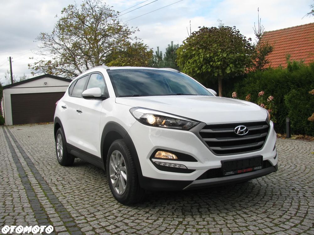 Hyundai Tucson 1.6 GDI BlueDrive Style 2WD - 35