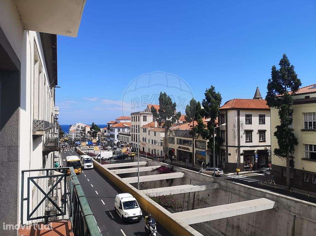 Escritório  para arrendamento - Grande imagem: 2/13