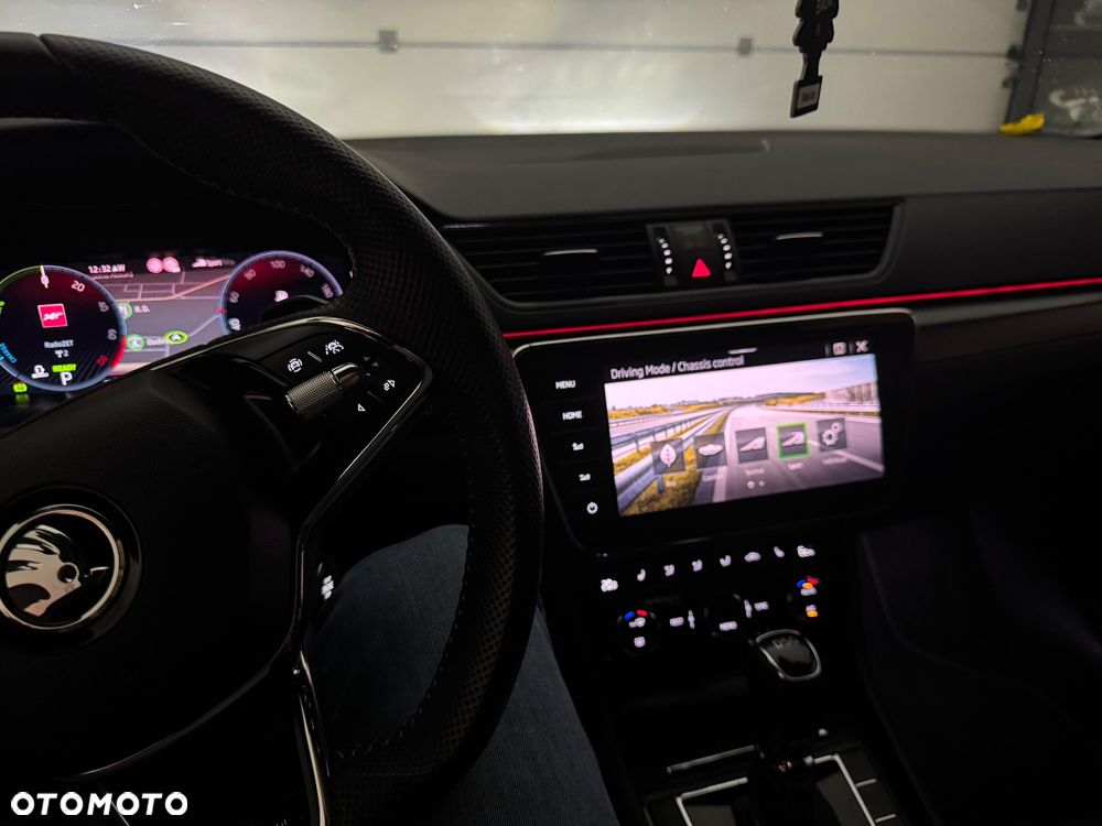 Skoda Superb 1.4 TSI Plug-In Hybrid Sportline DSG - 27