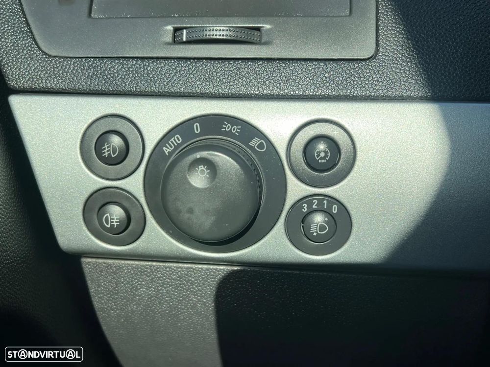 Opel Astra 1.3 CDTI Enjoy - 9