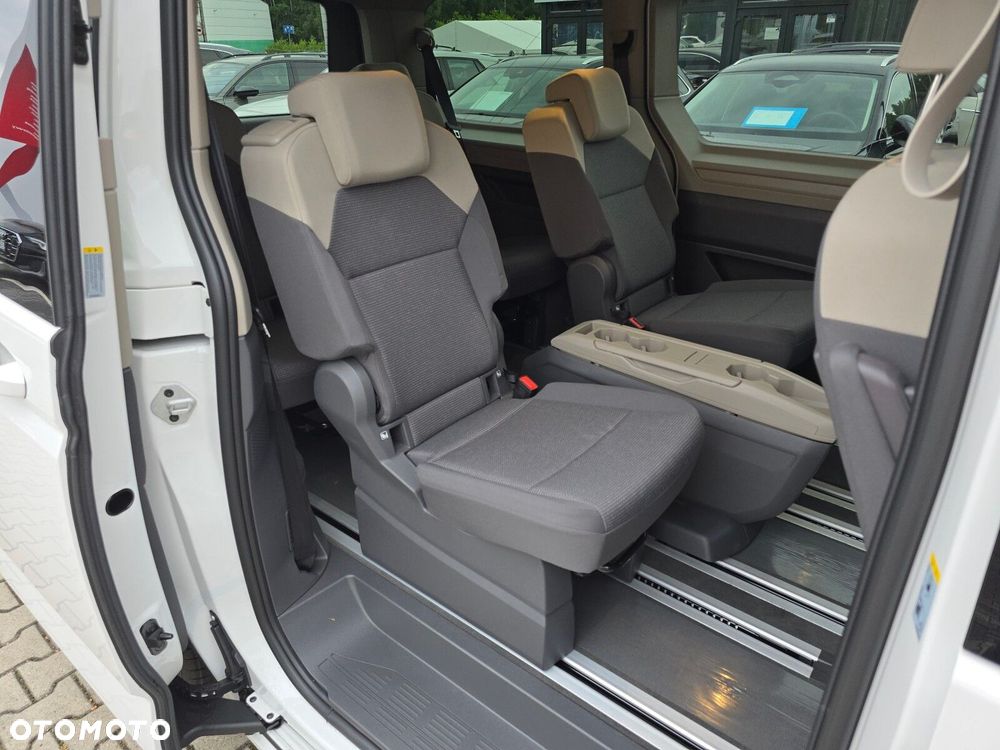 Volkswagen california Beach silnik: 2,0 l TDI SCR 150 KM / skrzynia biegów: 7-biegowa DSG rozstaw osi: 3124 mm - 12