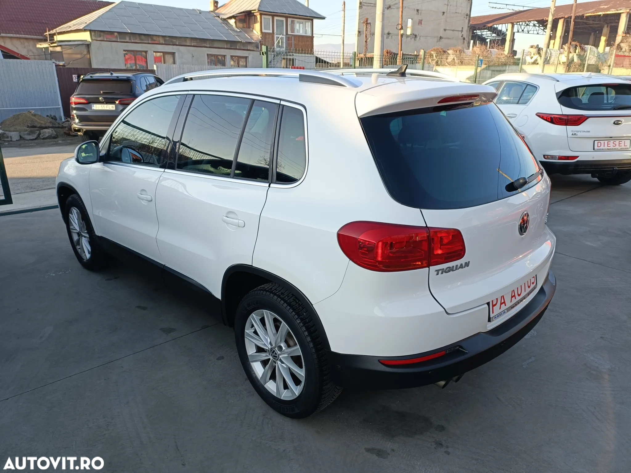 Volkswagen Tiguan 2.0 TDI DPF 4Motion BlueMotion Technology DSG Exclusive - 17