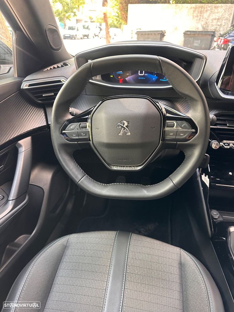 Peugeot 2008 1.2 PureTech Allure Pack - 9