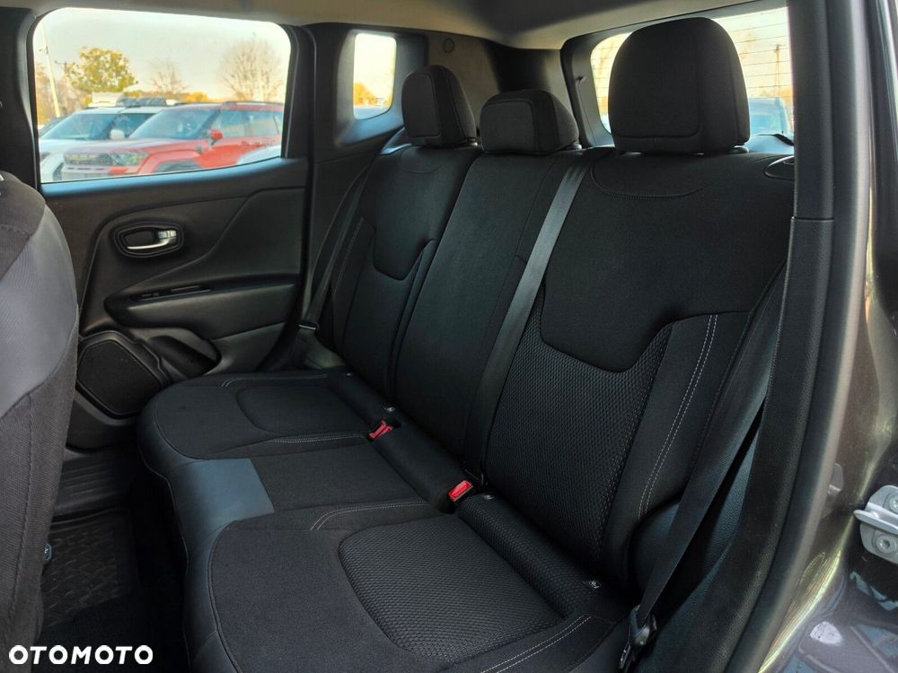 Jeep Renegade 1.3 GSE T4 Turbo Limited FWD S&S - 29