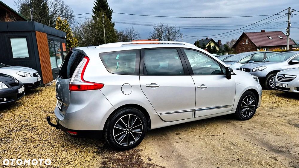 Renault Grand Scenic 2.0 16V 140 CVT Bose Edition - 12