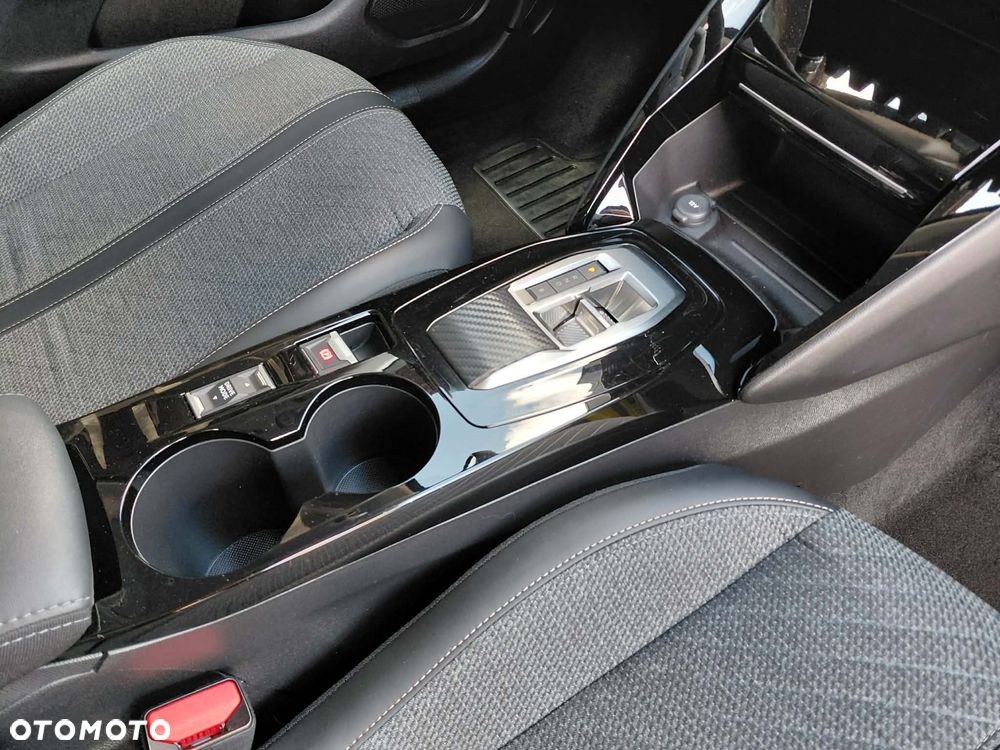 Peugeot 208 Elektromotor 136 GT - 18