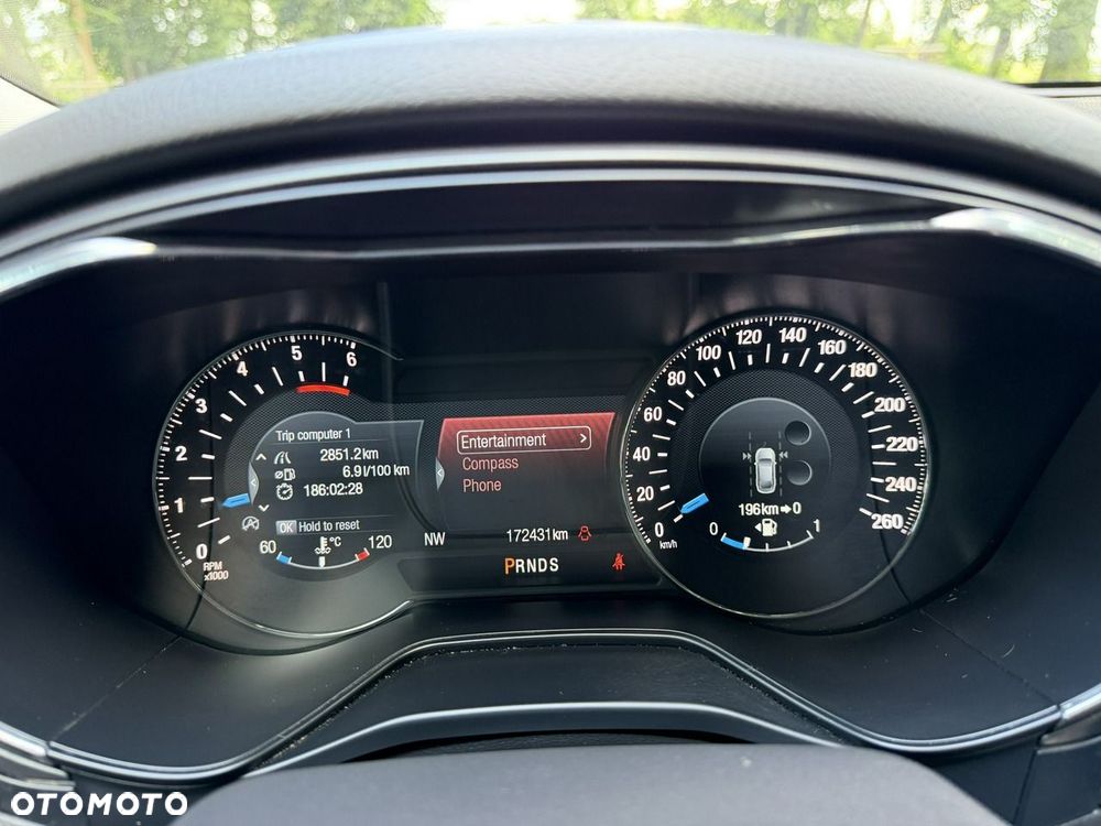 Ford Mondeo - 41