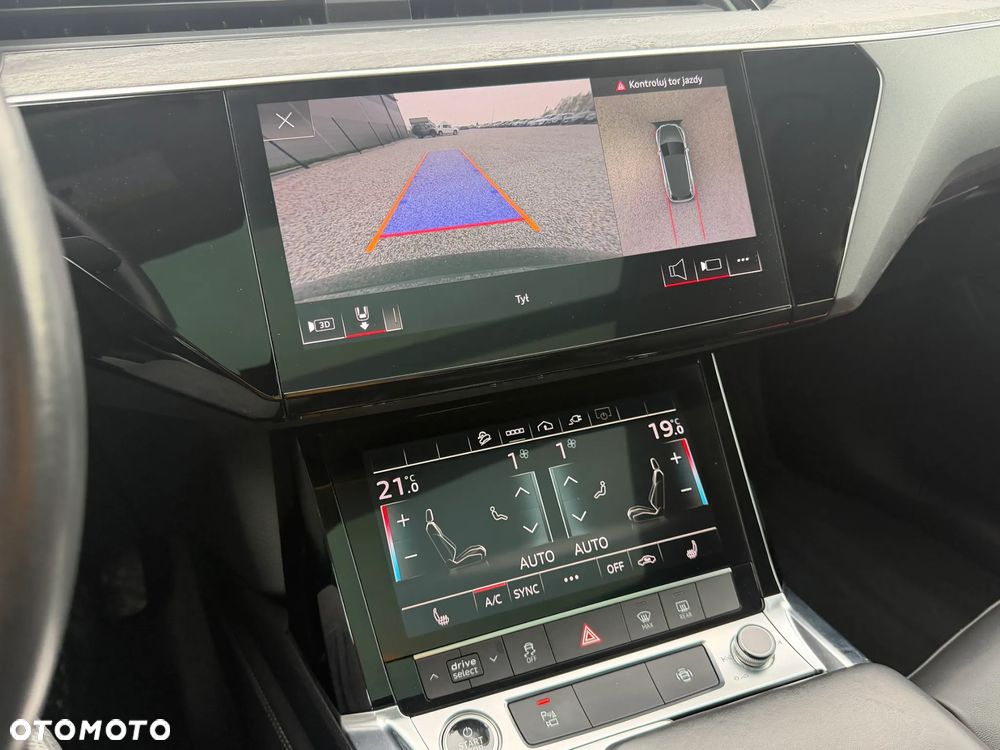 Audi e-tron 50 Quattro Advanced - 11