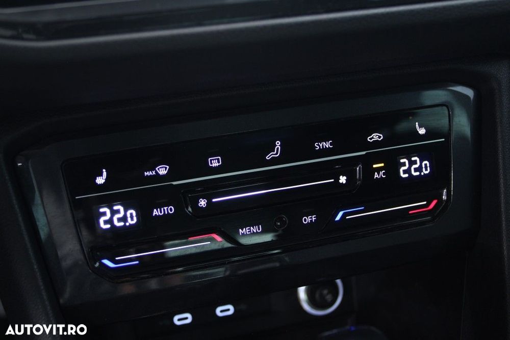 Volkswagen Tiguan - 21