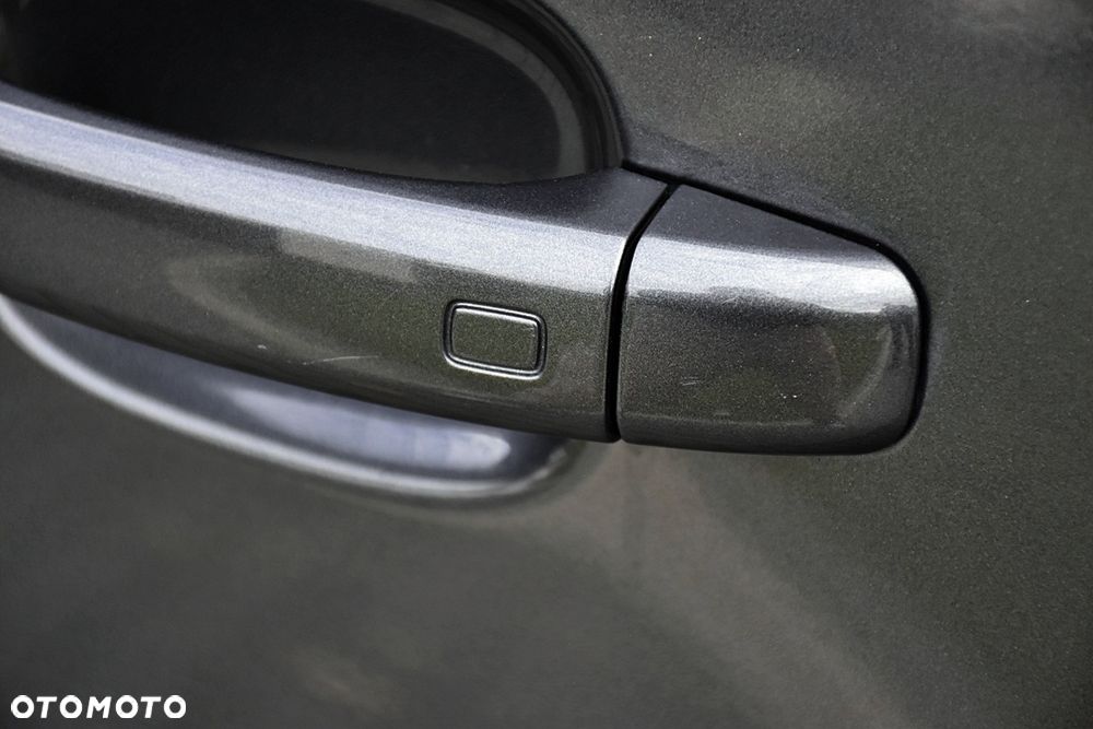 Audi A4 Avant 2.0 TDI DPF quattro S tronic S line Sportpaket - 27