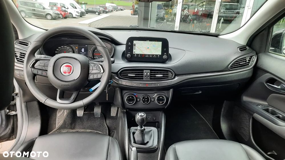 Fiat Tipo 1.4 T-Jet 16v S-Design - 12