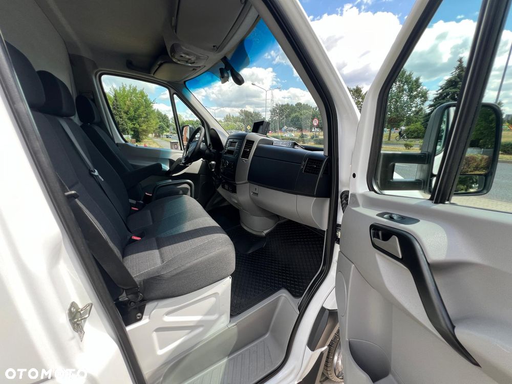 Mercedes-Benz SPRINTER 319 CDI 3,0 V6 AUTOMAT KONTENER CHŁODNIA MITSUBISHI WINDA - 37