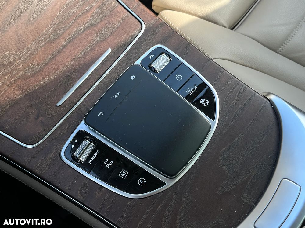 Mercedes-Benz GLC 220 d 4MATIC - 22