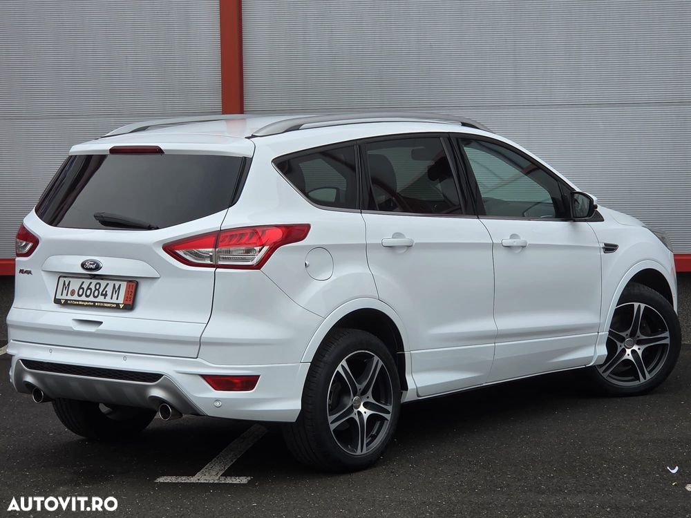 Ford Kuga 2.0 TDCi 2x4 ST-Line - 19