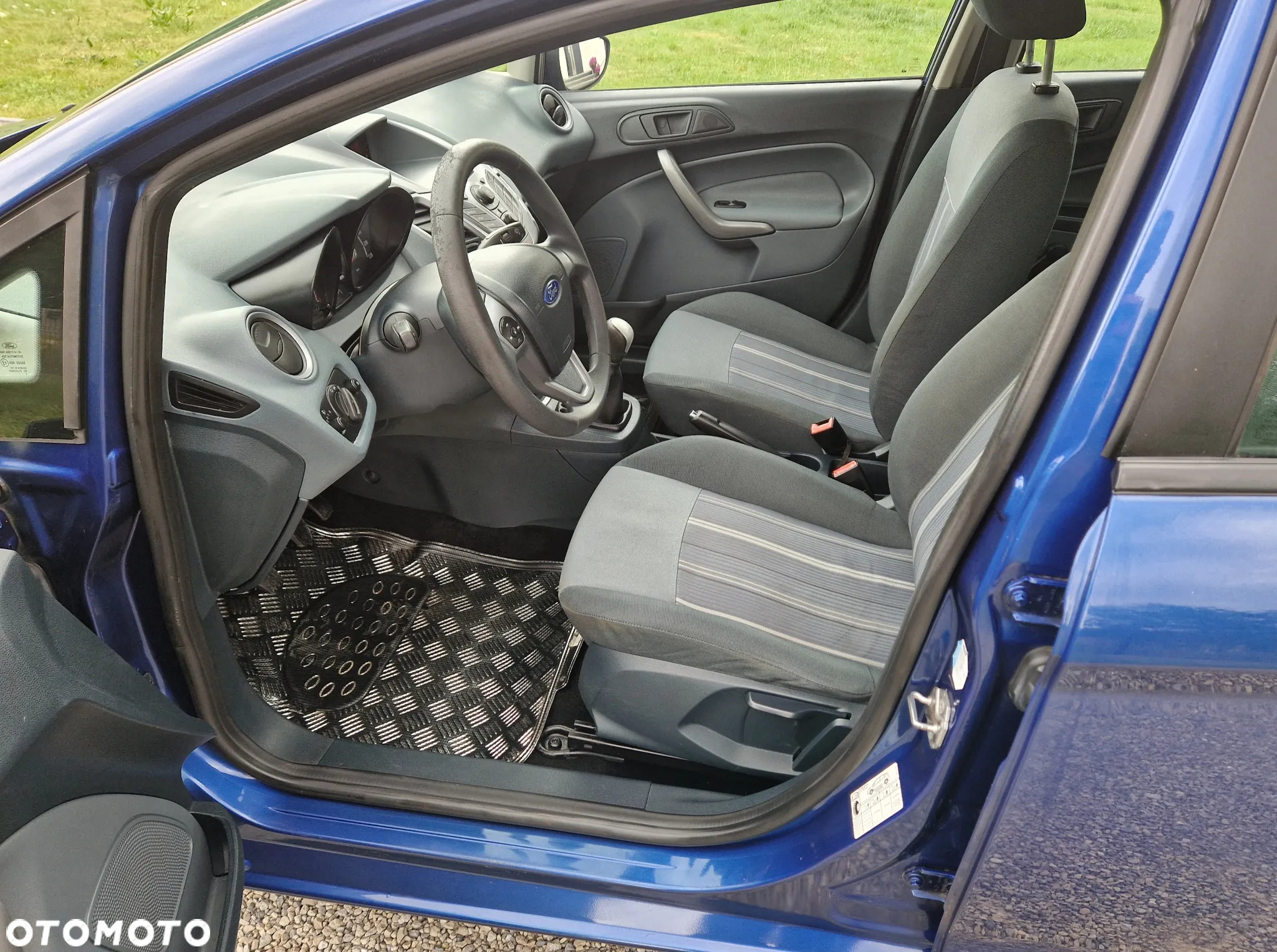 Ford Fiesta 1.25 Celebration - 10