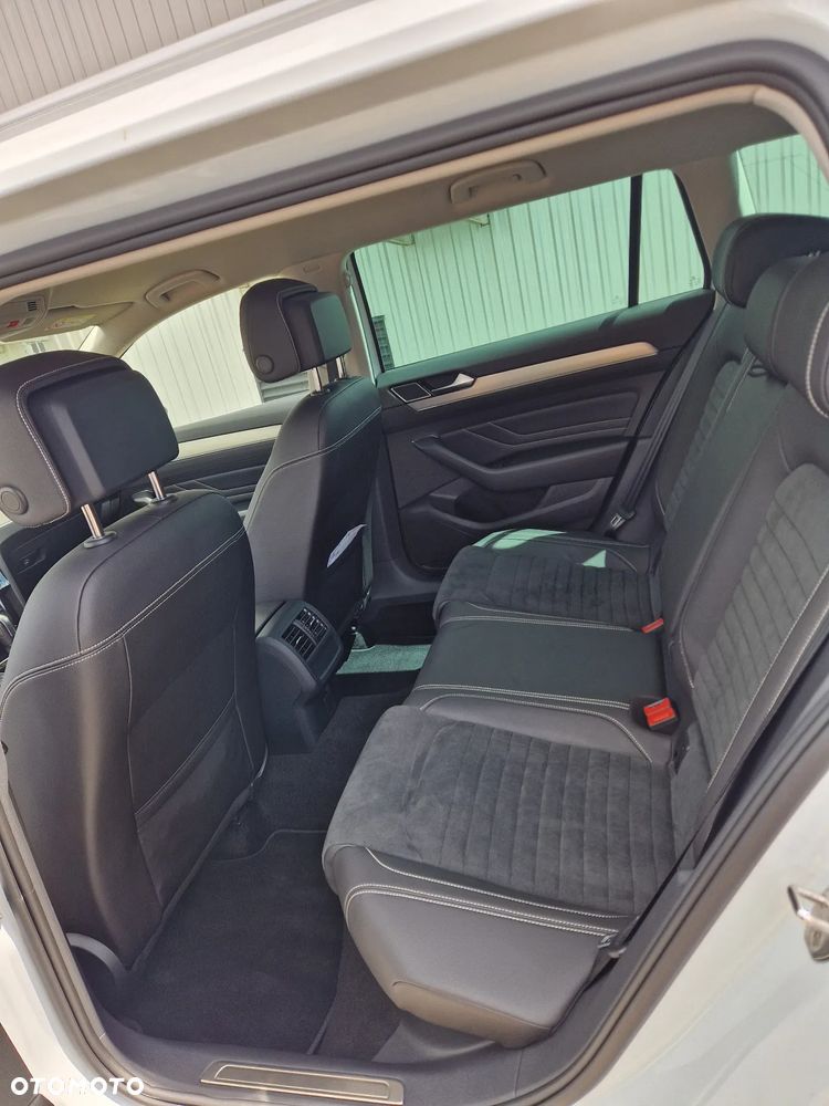 Volkswagen Passat 2.0 TDI 4Mot Elegance DSG - 9