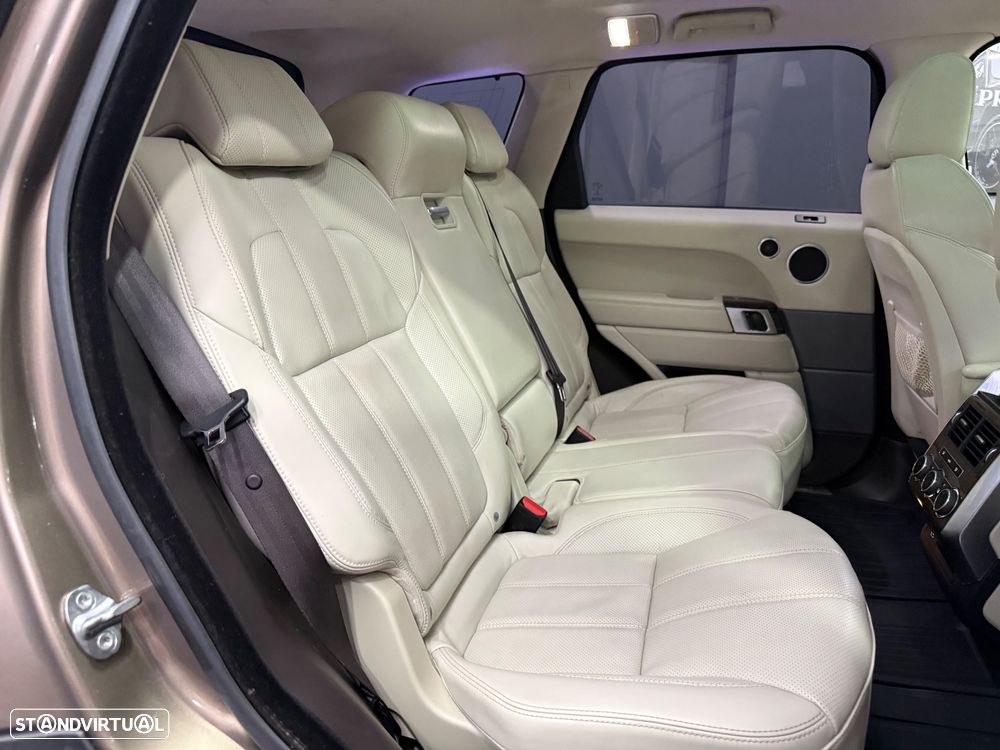 Land Rover Range Rover Sport 3.0 TDV6 HSE Dynamic - 29
